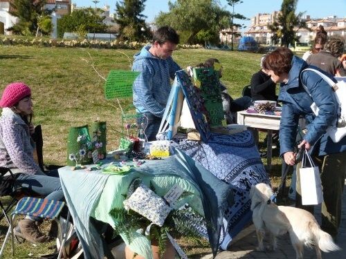 La Plocc se ve obligada a suspender su ‘mercao’ por las tasas que le impone el Ayuntamiento