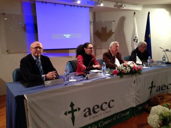 Los 'Signos de alerta para el diagnóstico precoz del cáncer', a debate en la Caja Rural