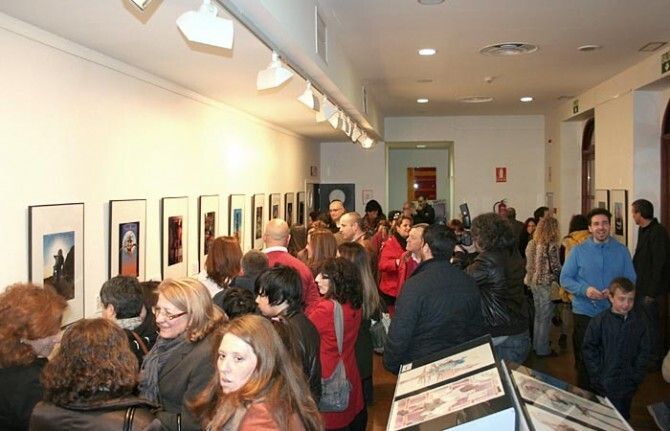 El Teatro España de La Palma se adentra en el mundo del cómic a través de una novedosa exposición fotográfica