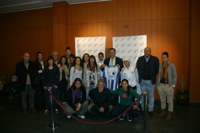 El Ayuntamiento de San Juan y el Sporting unen sus fuerzas en la presentación de Andrade y Sánchez