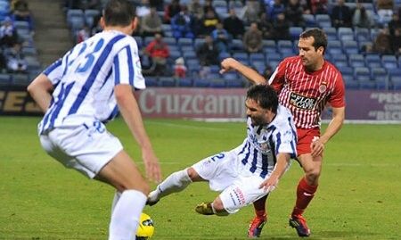 Dos derrotas y un empate en las tres visitas del Girona a Huelva