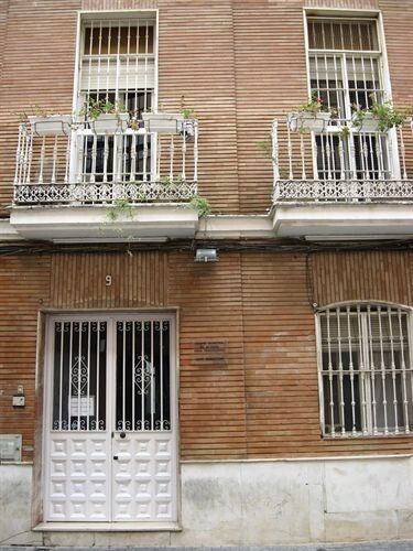 Cambia el perfil del usuario en el Albergue Municipal debido al calor y al final de la campaña agrícola
