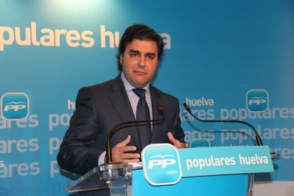 Hernández Cansino interpondrá una querella contra Jesús Ferrera por compararle con Bárcenas