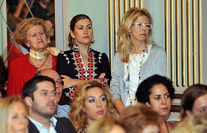La reivindicación ciudadana y los fosfoyesos marcan la constitución del Ayuntamiento