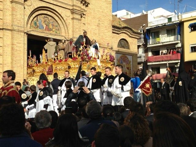Las cuatro hermandades del Domingo de Ramos ya recorren la capital