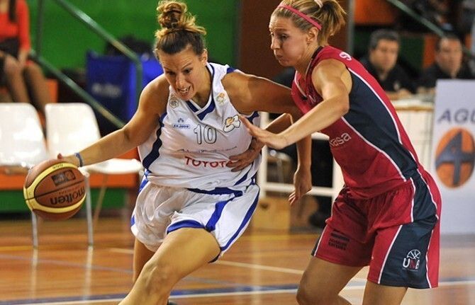 Itziar Germán y Ana Alonso le piden un último esfuerzo a la afición conquerista