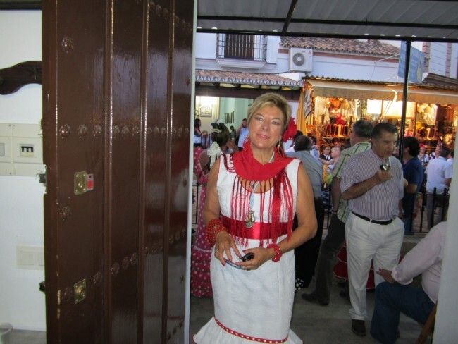Siendo un libro que se escribe en El Rocío
