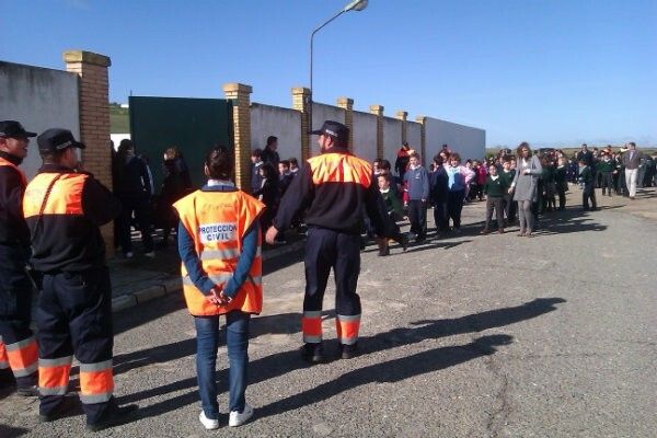 Exitoso simulacro de incendios en el colegio del Carmen de La Palma