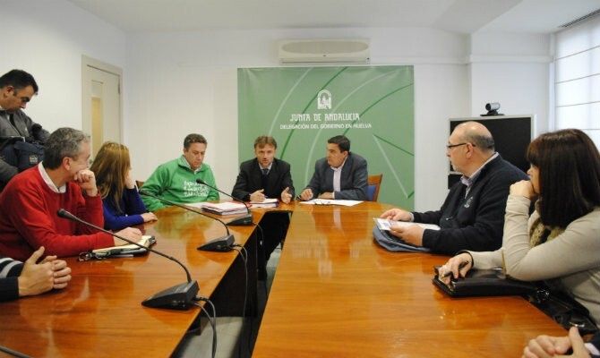 La Junta destaca la importancia de Asadipre para conocer las necesidades de la enseñanza pública