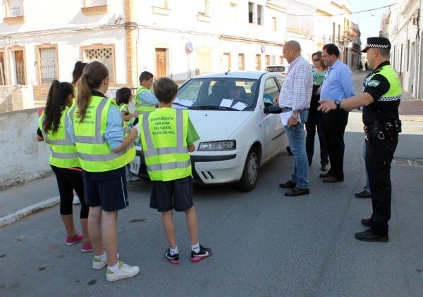 Los niños de San Juan del Puerto, policías por un día