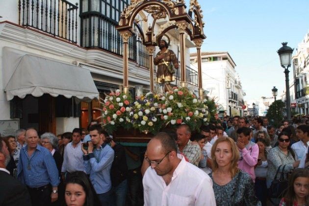 Procesión de San Isidro por las calles de Cartaya para celebrar el medio siglo de la romería