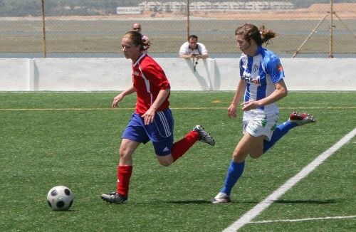 El Sporting ficha a tres jugadoras del Sevilla