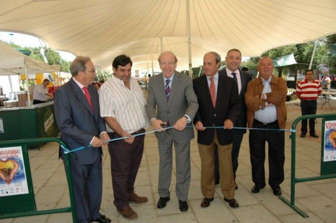 Huelva inaugura su VI Feria de la Gamba