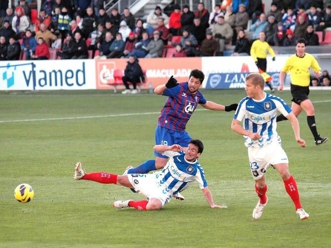 Las casas de apuestas retiran el Recre-Huesca y el presidente del Guadalajara promete 'guerra'