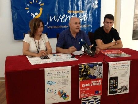 Isla Cristina presenta sus talleres para jóvenes