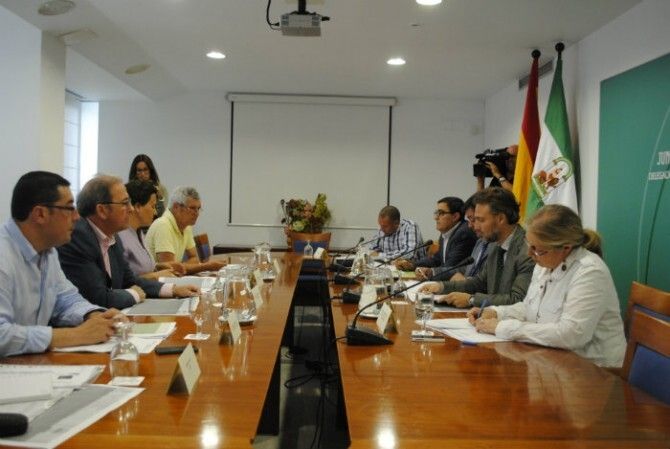 La Junta destaca que los proyectos del Plan de Choque por el empleo benefician a más de 500 personas