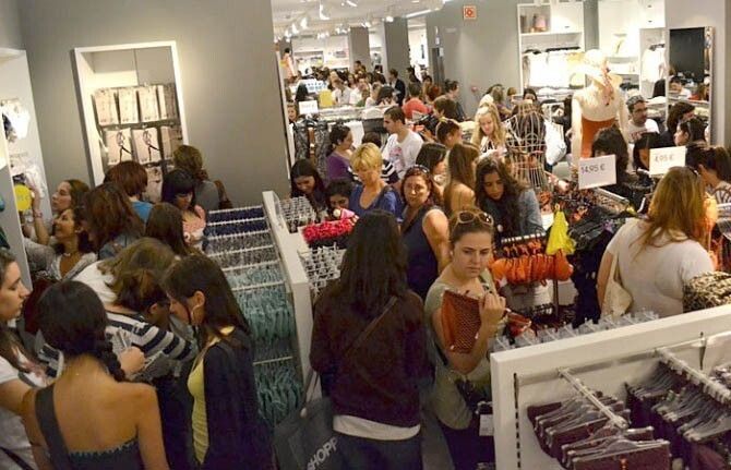 Comerciantes cifran en 15 millones las posibles ganancias en las rebajas de verano