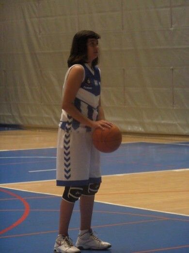 Triunfo por la mínima en el debut del Conquero en el Andaluz de Minibasket