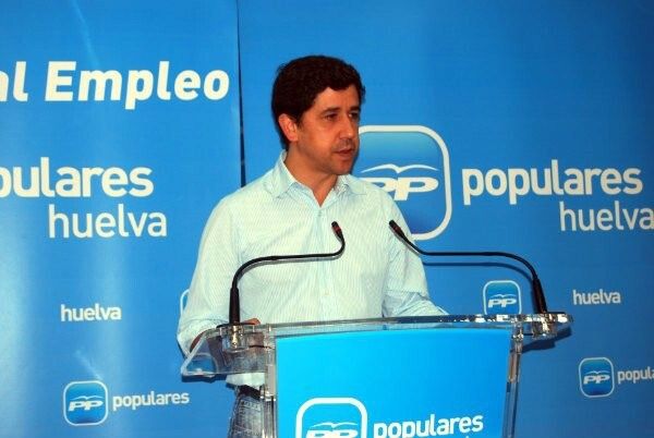 El PP exige al PSOE que 'tome medidas' contra el alcalde de Los Marines por construirse una casa en suelo protegido