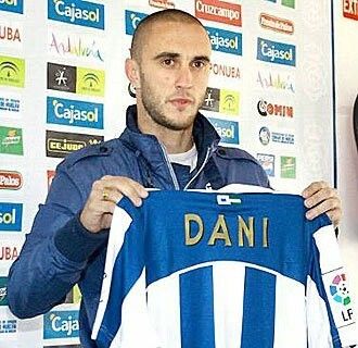 El ex ariete recreativista Dani Martín cuelga las botas