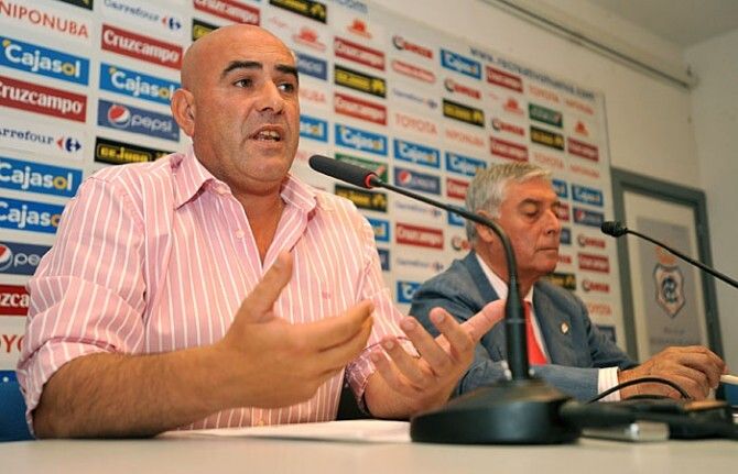 Ríos dice que su marcha se debe principalmente a sus discrepancias con Peguero
