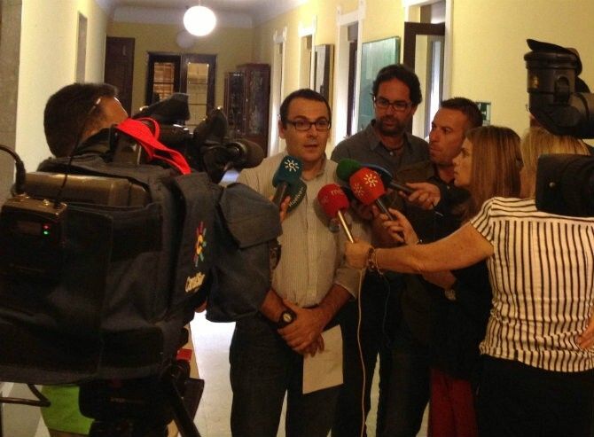 La Mesa de la Ría consideraría una “inmoralidad” que quien sustituya a José Pablo Vázquez no sea de la formación