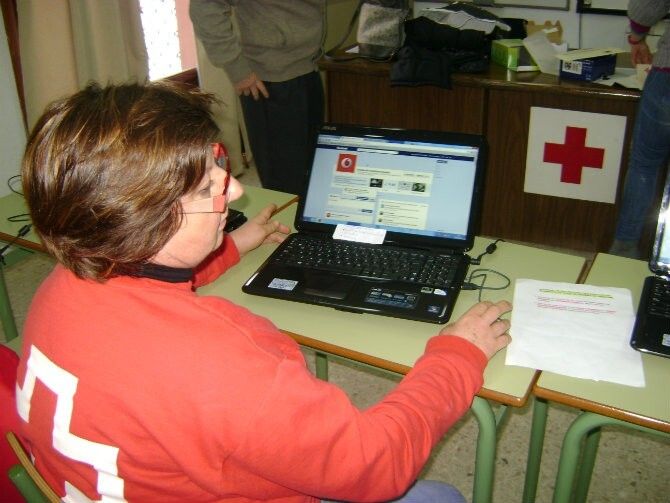 Nuevos cursos para  formar a ‘mayores 2.0’