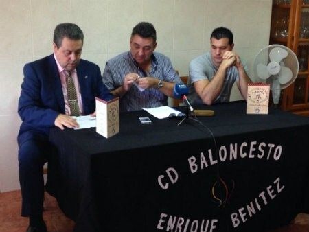El Por Huelva denuncia: 'A día de hoy la ayuda del Ayuntamiento es cero'