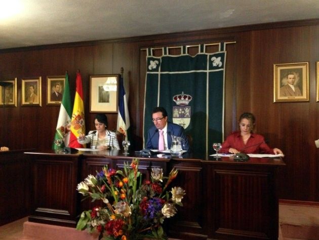 Manuel Andrés González deja la alcaldía emocionado y asegura que su objetivo va a seguir siendo Lepe