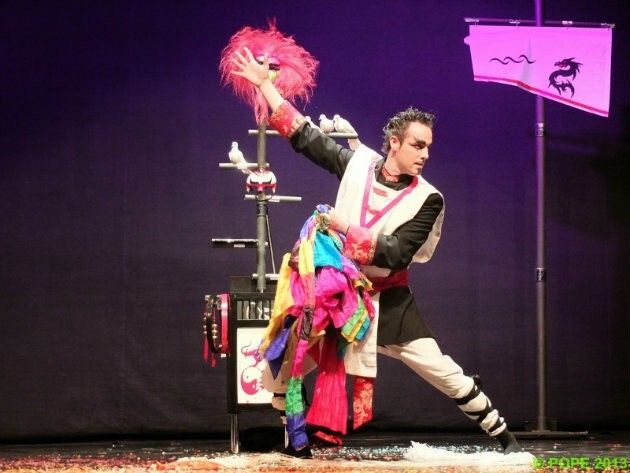 El mago Naife y su espectáculo 'Sueños de Oriente' llegan este sábado a Punta Umbría