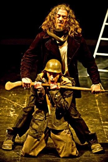 Atalaya estrena en el Festival de Teatro de Otoño de Cartaya su 'Madre Coraje'