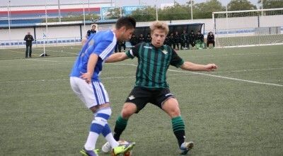 Tres jugadores del Wanderers uruguayo llegan a la cantera del Decano