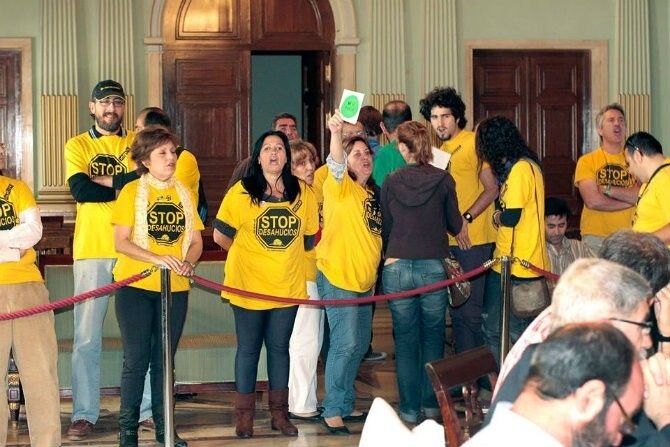 La PAH celebra este sábado su primer aniversario con una jornada solidaria en la avenida de Andalucía