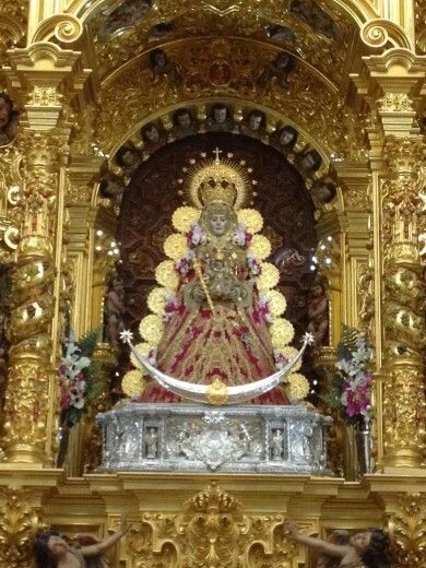 La Virgen del Rocío, vestida de Navidad
