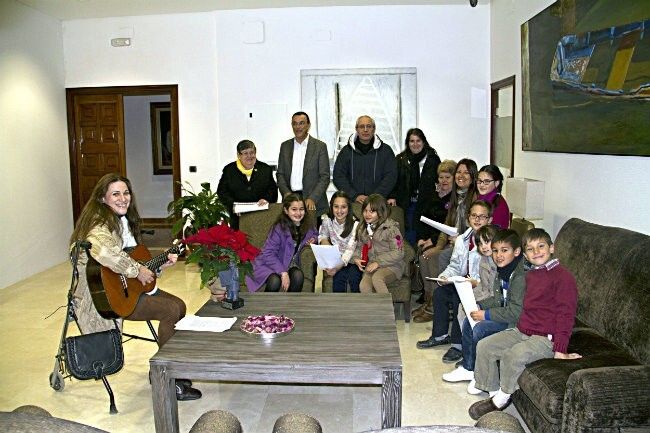 El colegio Manuel Siurot de Chucena recoge 1.000 kilos de alimentos