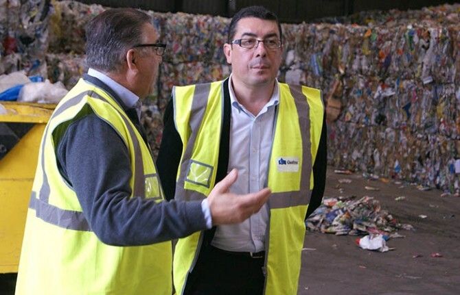 Giahsa ampliará este año el servicio de recogida de papel y cartón comercial puerta a puerta