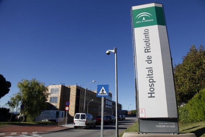 Ingresan en estado grave por gripe dos personas en el hospital de Riotinto