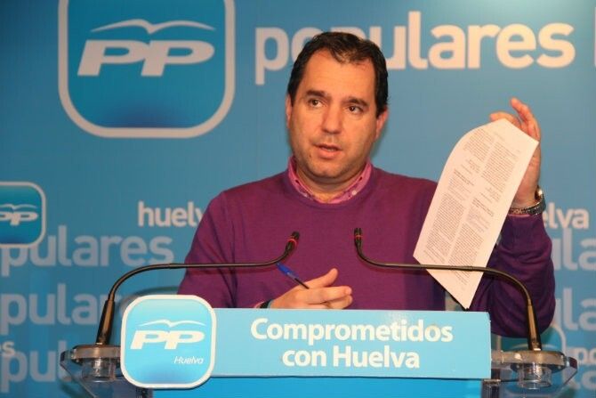 El PP de Valverde alerta del contrato firmado por el ex alcalde que puede costar a los vecinos '27.000 euros al mes'
