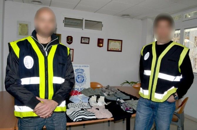 Cuatro detenidos por robar ropa por valor de más de 800 euros