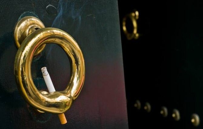 El runrún: Un antiguo cartel onubense, a subasta en NY
