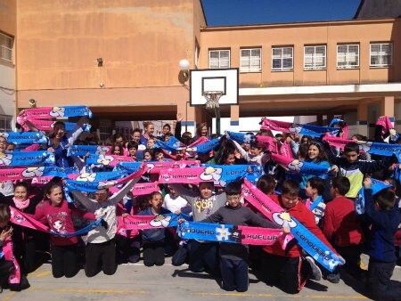 El Conquero visita los colegios Manuel Siurot y Virgen del Rocío