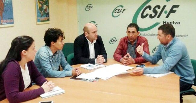 El PSOE se reúne con representantes de la Policía Local de Cartaya 'ante la falta de talante y diálogo del alcalde'