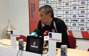 Setién: 'El Recre ahora es más conservador y quizás no arriesga tanto'