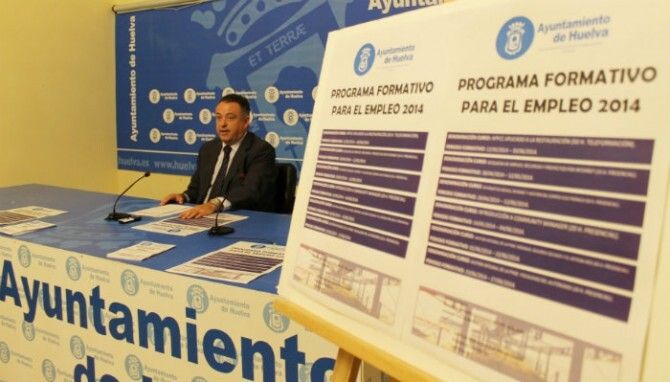 El Ayuntamiento pone en marcha un programa formativo para 100 desempleados