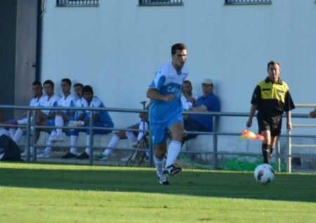 Manu Micó sólo padece una contractura muscular
