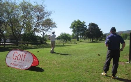 La primera prueba del ‘Pasaporte Golf Huelva la Luz’ congrega a más de 100 jugadores