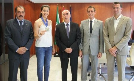 Luciano Alonso felicita a Carolina Marín