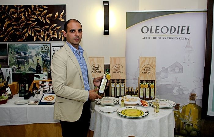 Bacalao islandés con acento onubense, acompañado por el fresco Barbadillo y el oro líquido de Oleodiel en ‘Exquisitamente’