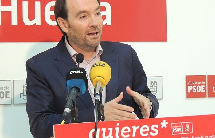 El PSOE acusa a Rodríguez de adjudicar 45 millones a dedo en los últimos 8 años
