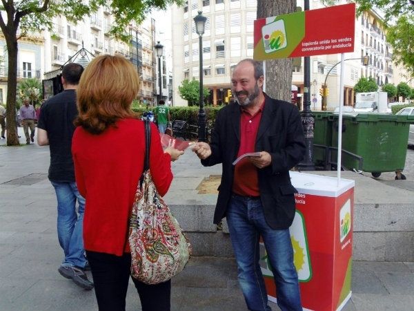 IU pide la movilización de la ciudadanía para 'derrotar a los responsables de los desahucios y la pobreza'